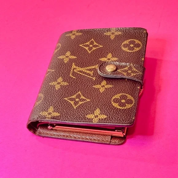 Louis Vuitton Monogram the Kisslock bifold wallet - Picture 13 of 14